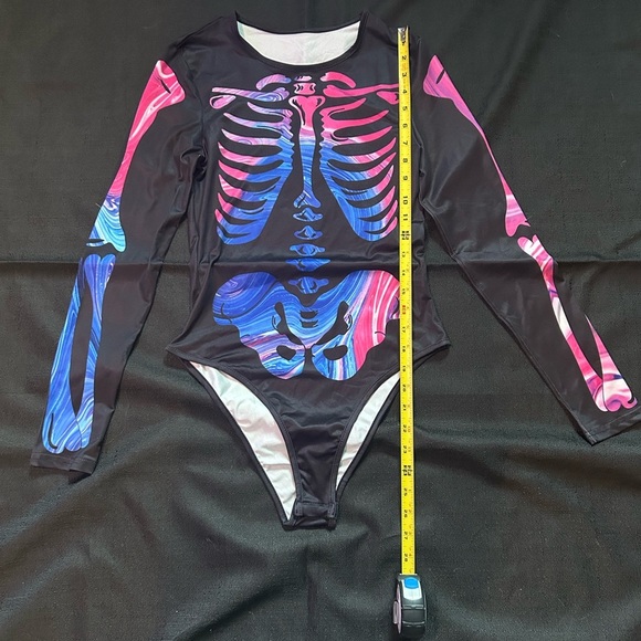 SHEIN Halloween Skeleton Bodysuit - Picture 4 of 4